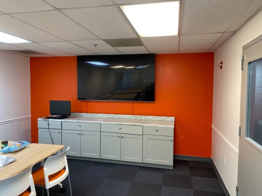 Preparing Your Office for Spring: The Benefits of Scheduling Interior Painting Now!